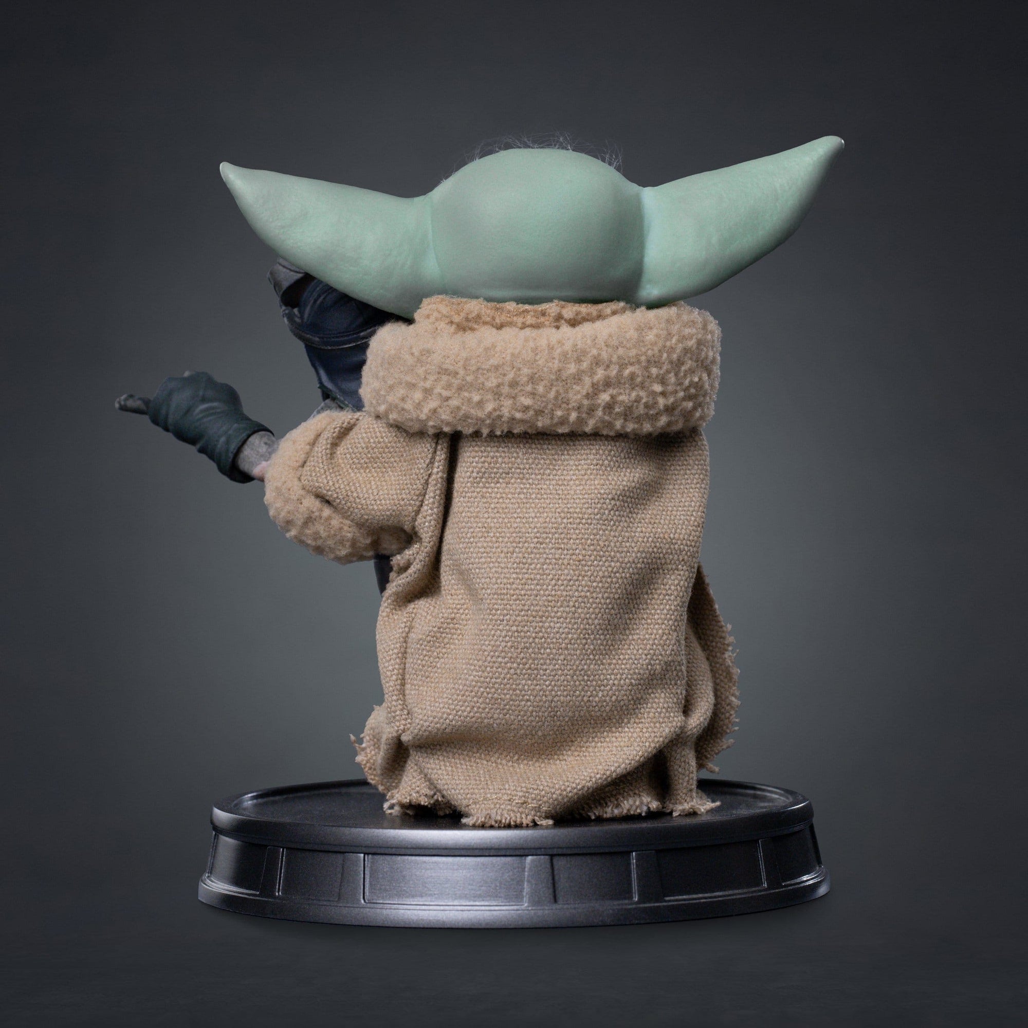 Grogu No Squeez (Collection Statue)
