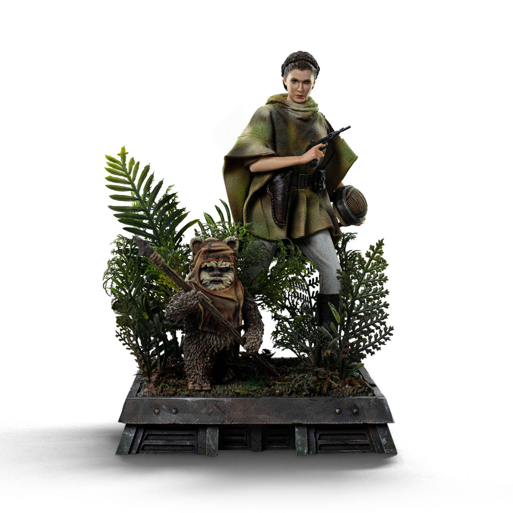 Leia and Wicket (Art Scale Statue 1/10)